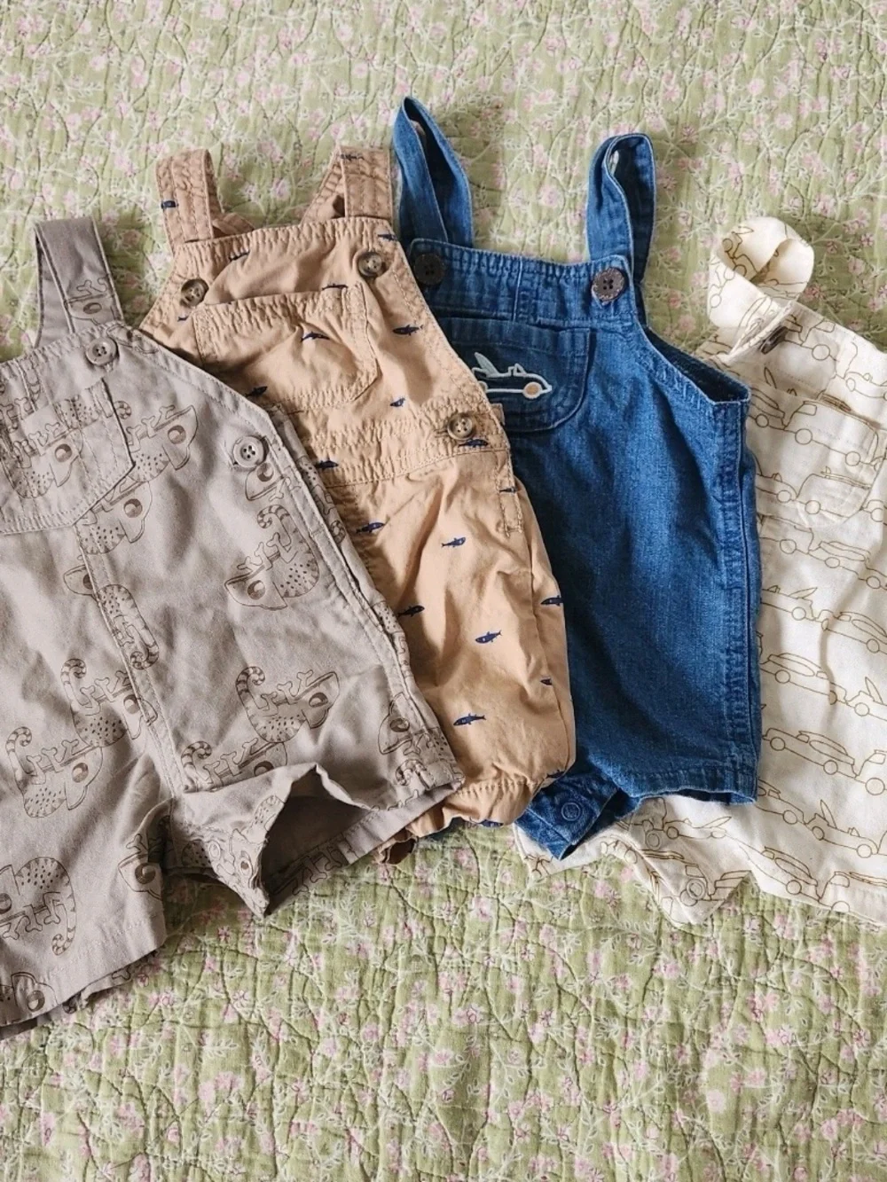 Lot of 4 Baby Boys Overalls Shortalls Carter's Little Navy Mixed Sizes 0-3-3/6 M